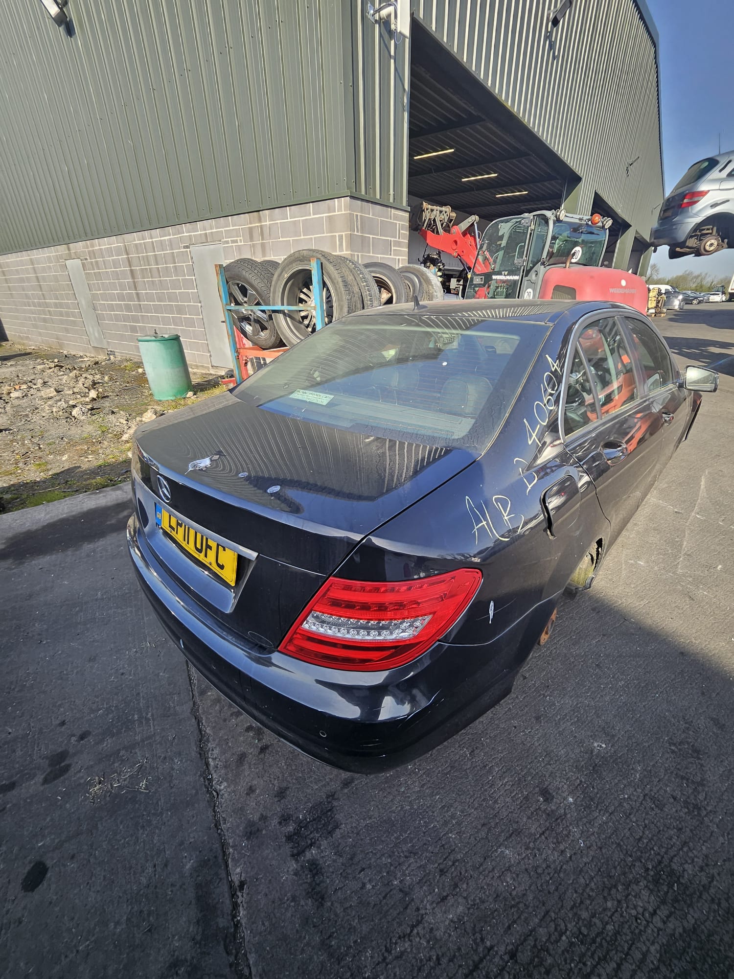 Капот MERCEDES BENZ C-CLASS (рест: 2011-2013) 2011