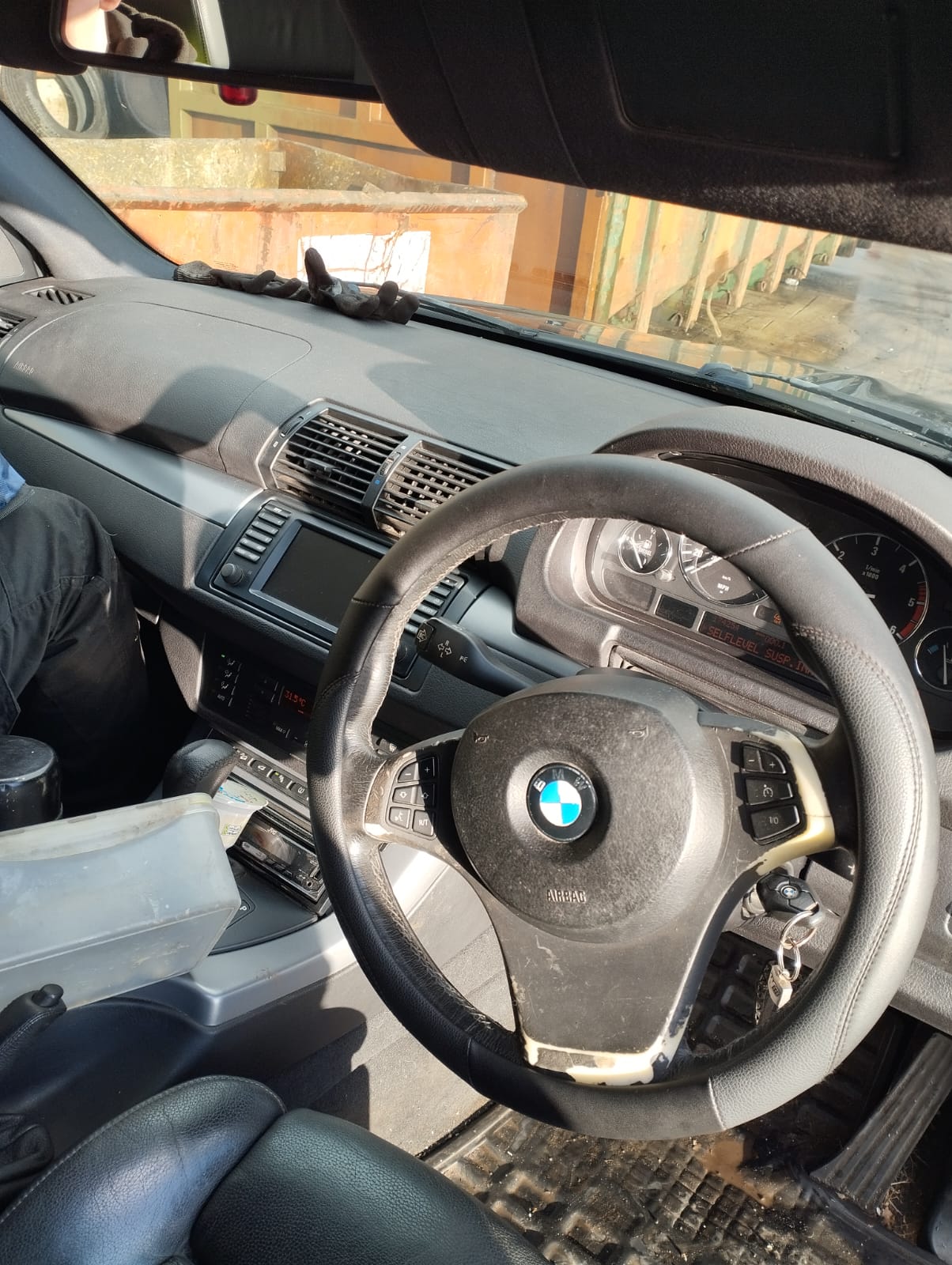 радиатор масляный BMW X5 E53 radiator