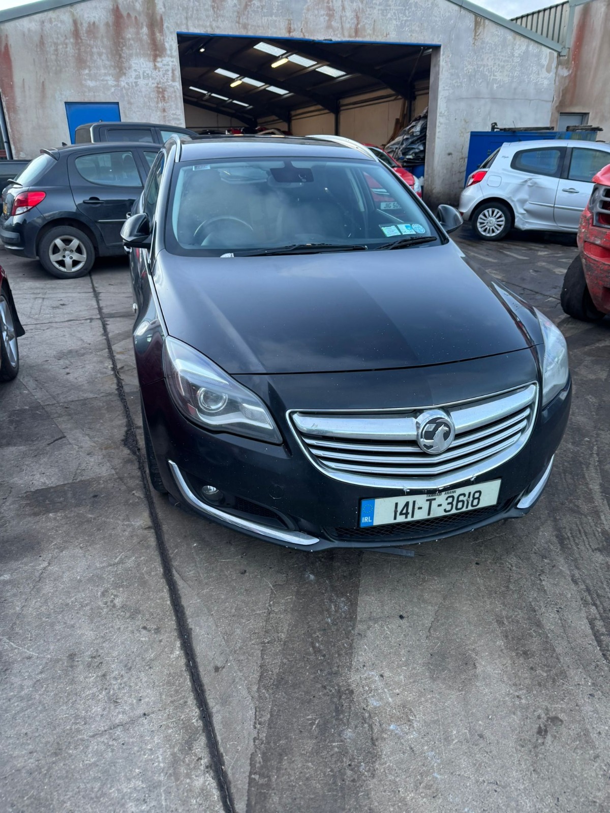 шторка багажника Opel INSIGNIA krishka bagazhnika