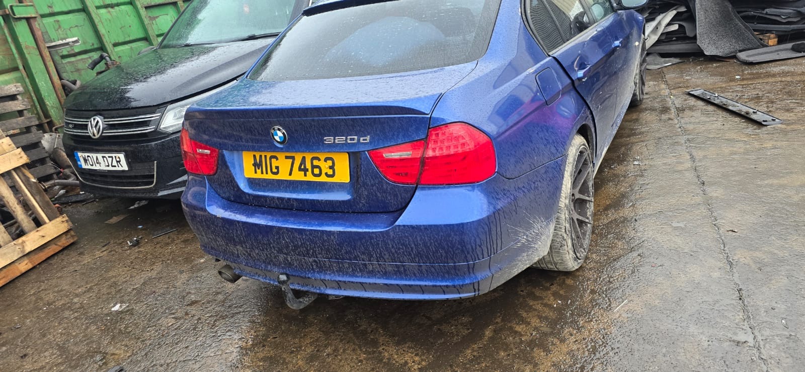 крыло переднее правое BMW 3 Series E90 krylo